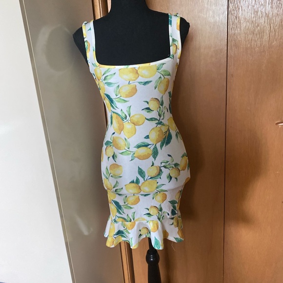 Summer lemon Missguided dress - Picture 5 of 11